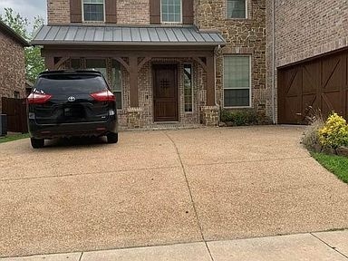DrivewayGarageDoor - 5529 Bentrose Dr