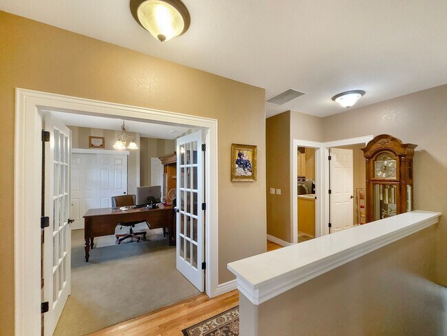 Foto del edificio - Heritage Eagle Bend Winter•Jan-March•Adult...