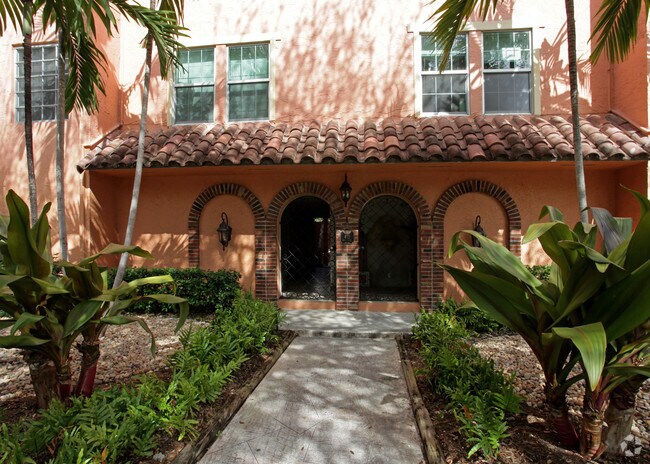 Foto del edificio - Anastasia Royal Condominiums