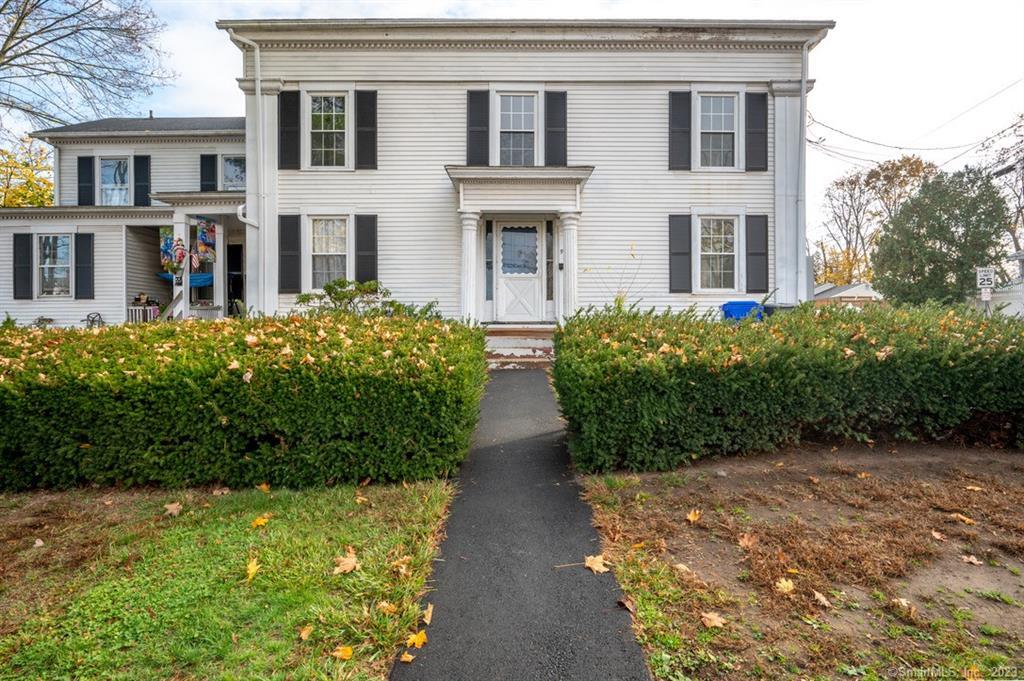 Primary Photo - 987 Enfield St