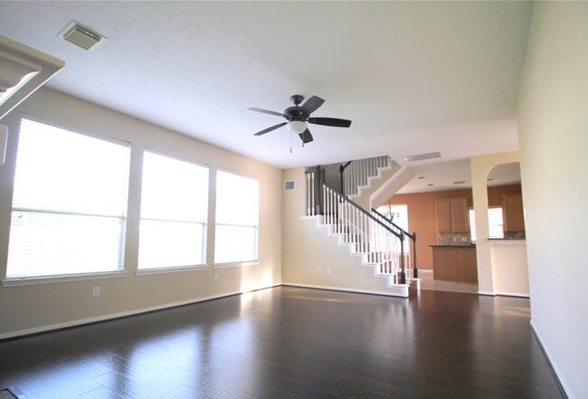 Foto del edificio - 1118 Oxford Mills Ln