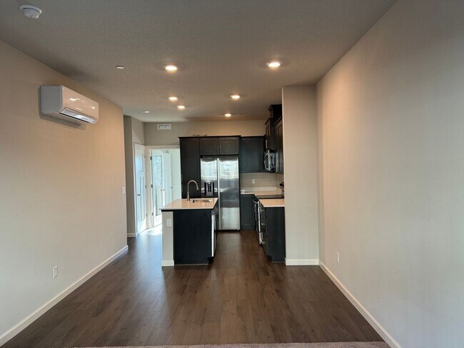 Foto del edificio - Townhome in Eagle Landing Neighborhood of ...