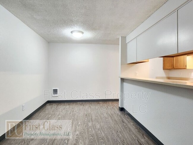 Building Photo - 4838 SW Murray Blvd