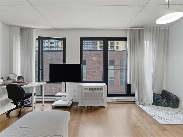 Building Photo - 1000 Rue Ottawa