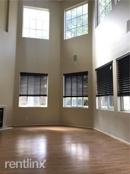 Building Photo - 3 br, 3 bath House - 605 Newcastle