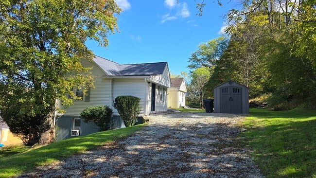 Building Photo - 5769 Harrison Ave