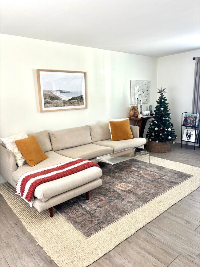 Building Photo - 501 18th St