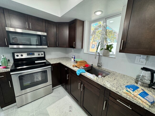 Building Photo - 20285 SW 110th Ct