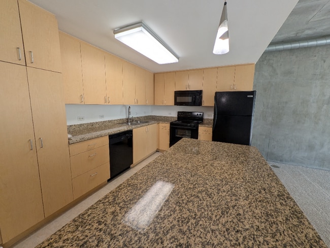 Foto del edificio - 1080 Park Blvd