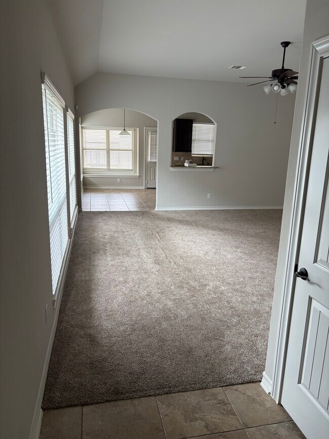 Foto del edificio - 3634 Diamond Creek Dr