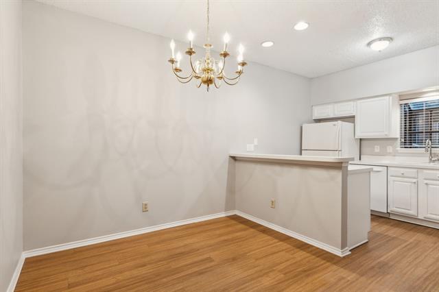 Foto del edificio - 5859 Frankford Rd