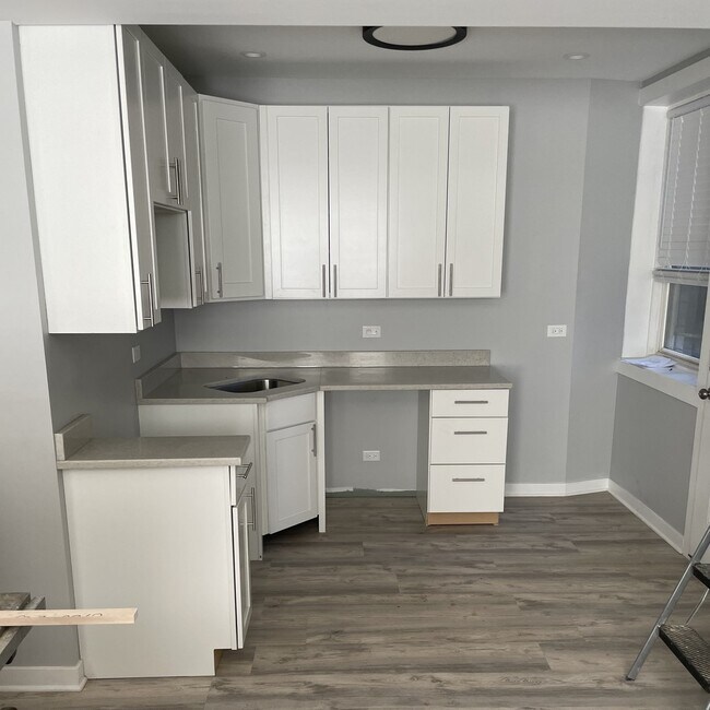 Foto del edificio - 3750 W Division St