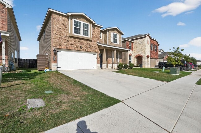 Building Photo - 4 Weeks Free!!! Beautiful 3 Bedroom Home in New Braunfels – Spacious Layout & Prime Location!