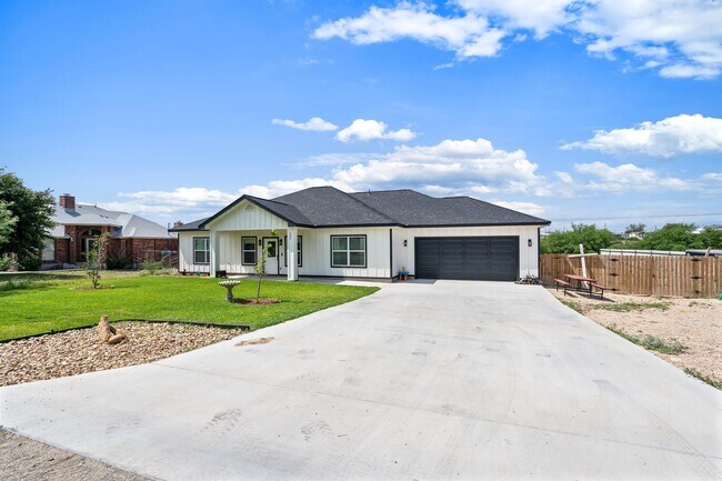 Foto del edificio - 204 Shadow Mountain Dr