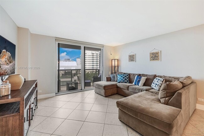 Photo - 6039 COLLINS AVE Unit 936 Apartment