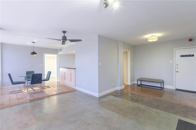Building Photo - 1212 Guadalupe St