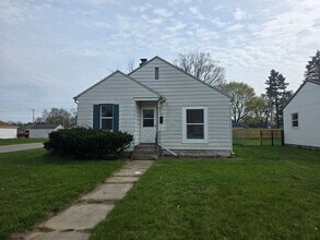 Building Photo - 703 Concord Ave
