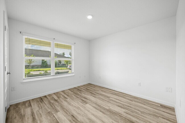 Foto del edificio - 39 Riverwalk Xing