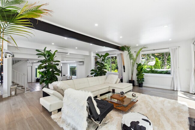 Foto del edificio - 7 Hillside Rd