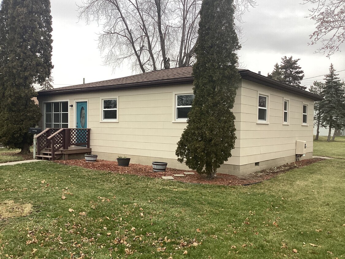 Foto principal - 298 10th St