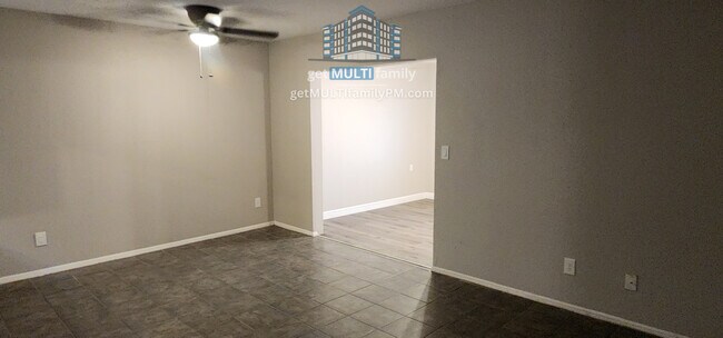 Foto del edificio - 1903 N Spring-102