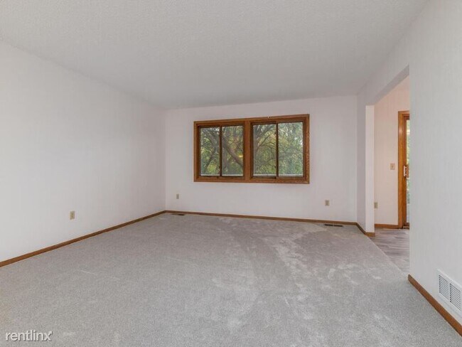 Foto del edificio - 3 br, 2 bath Townhome - 13428 Timber Crest Dr