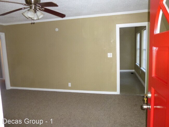 Building Photo - 2 br, 1 bath House - 8204 Rugby Avenue