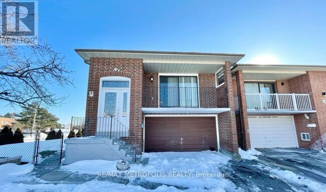 Building Photo - 3 Prairie Dunes Pl