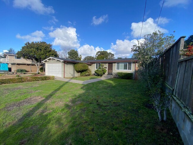 Foto del edificio - 1116 Isabelle Ct