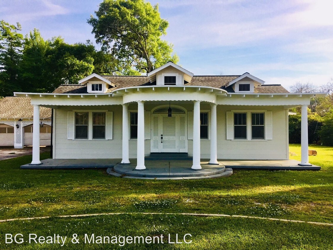 Primary Photo - 3 br, 2 bath House - 208 Saint Anne St