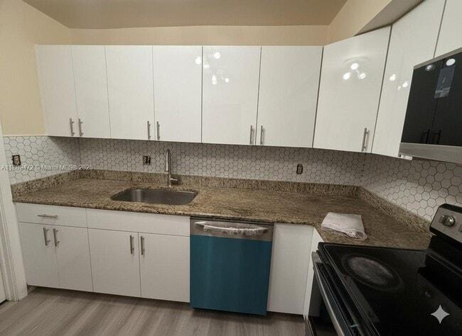 Foto del edificio - 604 NW 13th St