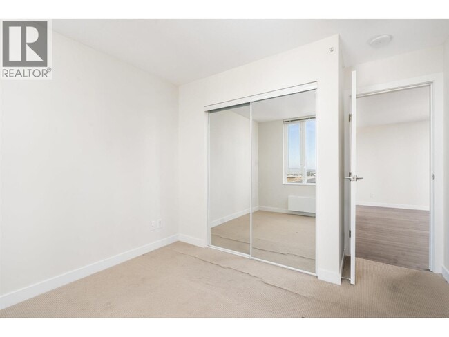 Building Photo - 488 SW Marine Dr