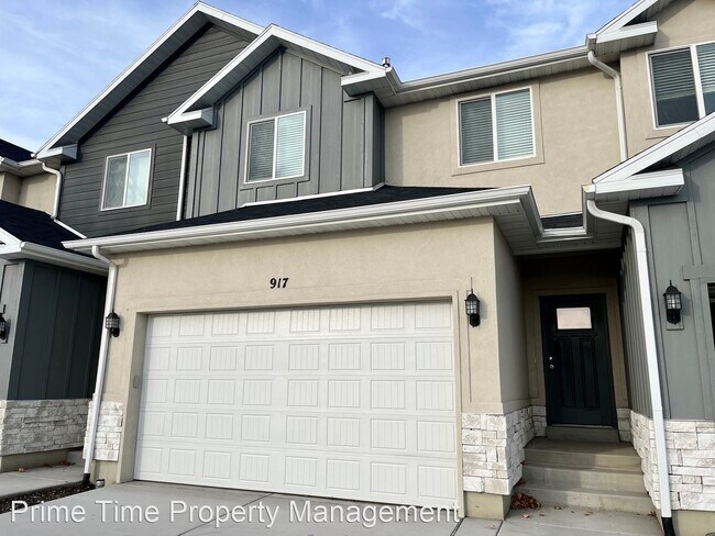 Foto del edificio - 3 br, 2.5 bath House - 917 E Pacific Drive