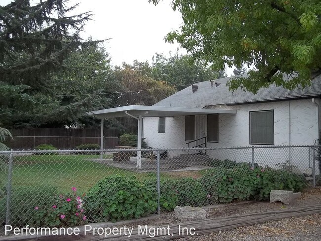 Foto del edificio - 3 br, 1 bath House - 3092 W. McKinley Ave.