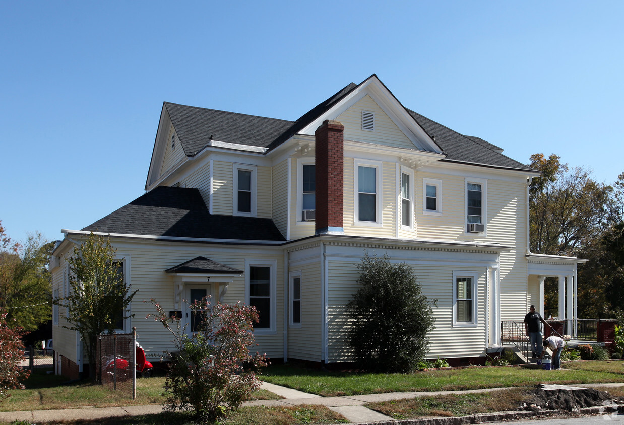 Foto del edificio - 801 New Bern Ave