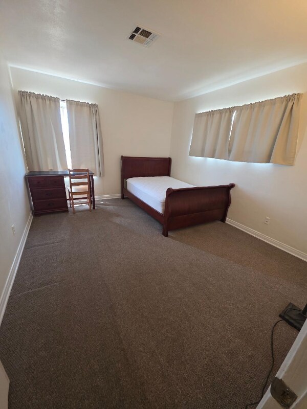 Foto principal - 12582 Adelphia Ave
