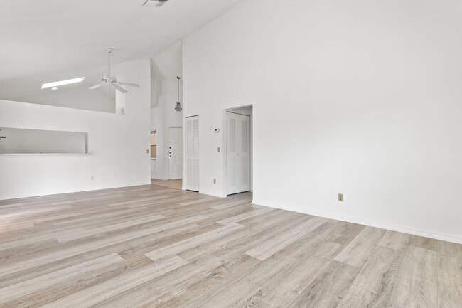 Building Photo - 17038 Terraverde Cir