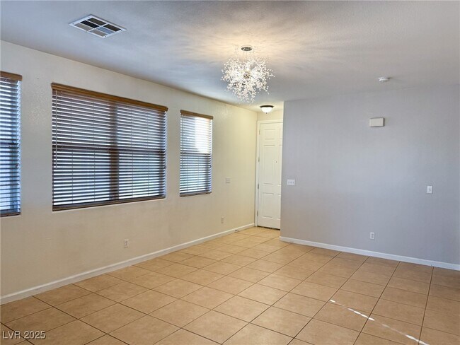 Foto del edificio - 6623 Brick House Ave