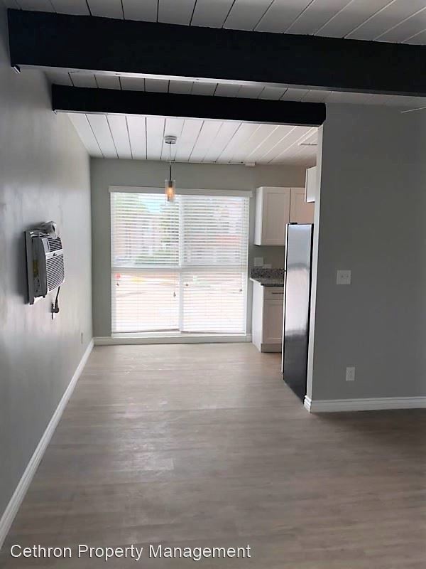 Foto principal - 4533 Contour Blvd