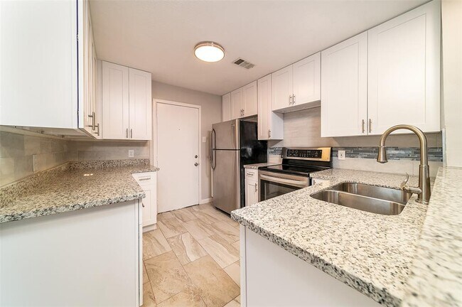 Foto del edificio - 2614 Cleburne St