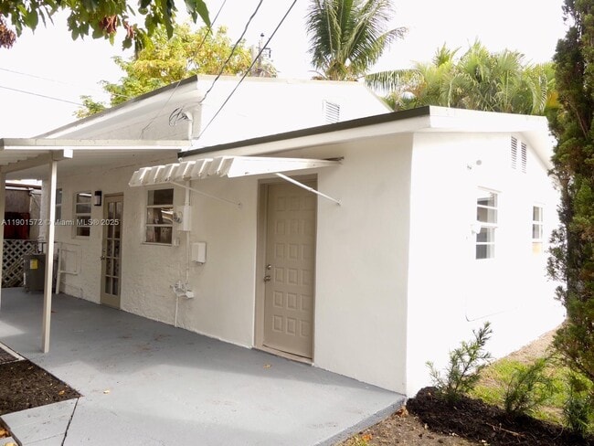 Foto del edificio - 3429 NW 5th St