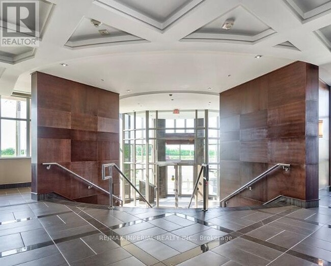 Building Photo - 2480-2480 Prince Michael Drive