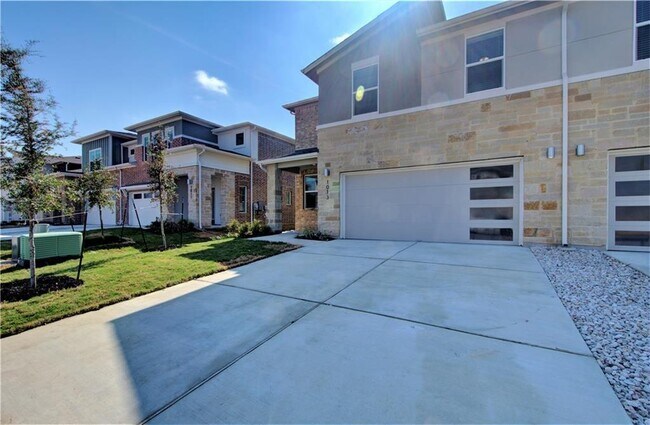 Foto del edificio - 1013 Winnsboro Lp