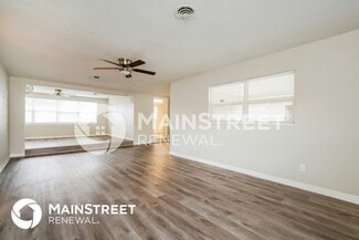 Building Photo - 924 Ave T SE