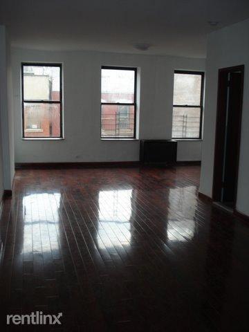 Primary Photo - 10 Saint Nicholas Pl