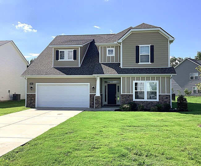 Building Photo - 535 Drema Ct