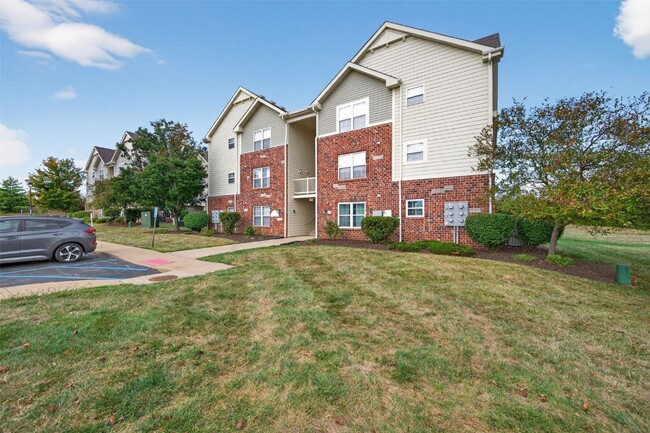 Building Photo - 1313 Piedmont Cir