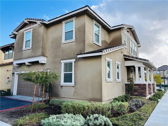 Foto del edificio - 40681 Birchfield Dr