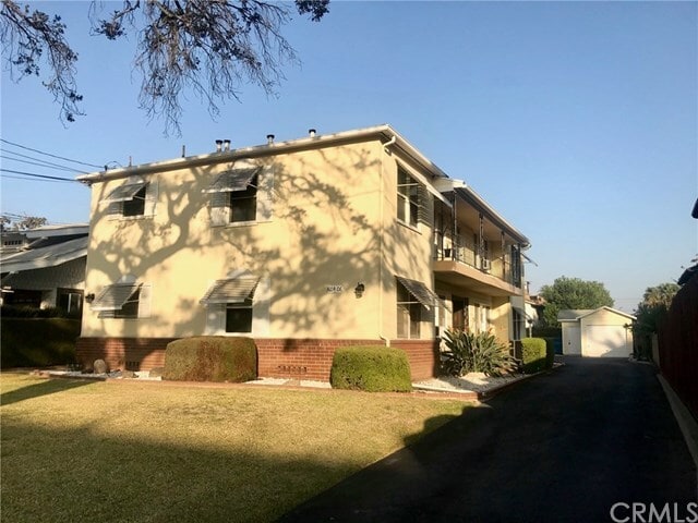Primary Photo - 1604 S 4th St