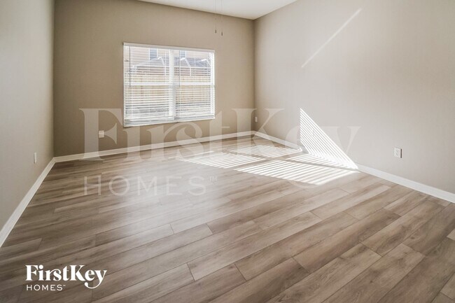 Foto del edificio - 722 Parsons Pointe St